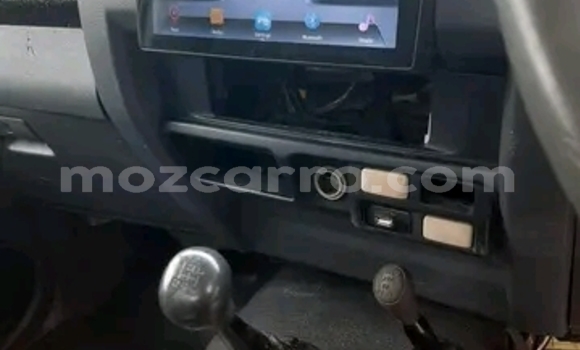 Comprar Usado Toyota Land Cruiser Verde Carro em Maputo em Maputo Comprar Usado Toyota Land Cruiser Verde Carro em Maputo em Maputo