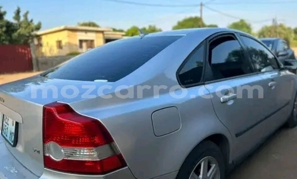 Tenga Tsaru Volvo S40 Zvimwe Mota in Maputo in Maputo Tenga Tsaru Volvo S40 Zvimwe Mota in Maputo in Maputo