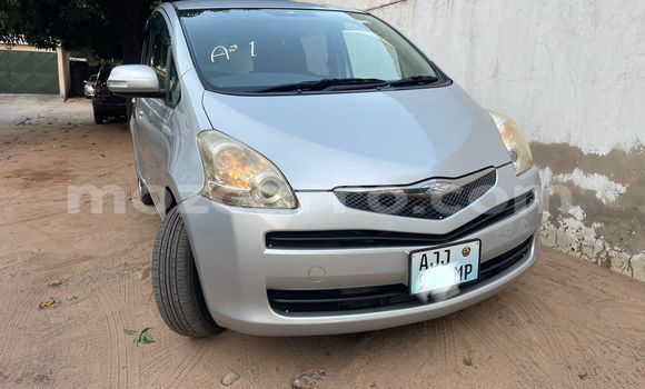 Buy Used Toyota Ractis Silver Car in Maputo in Maputo
