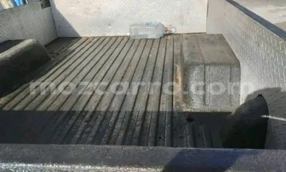 Comprar Usado Toyota Land Cruiser Vermelho Carro em Maputo em Maputo Comprar Usado Toyota Land Cruiser Vermelho Carro em Maputo em Maputo