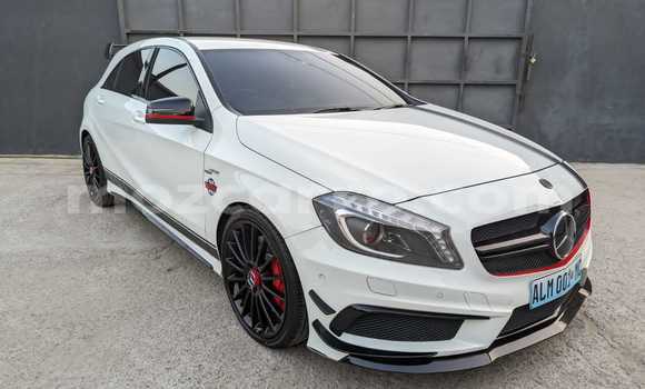 Nunua Ilio tumika Mercedes‒Benz A-klasse AMG Nyeupe Gari ndani ya Maputo nchini Maputo Nunua Ilio tumika Mercedes‒Benz A-klasse AMG Nyeupe Gari ndani ya Maputo nchini Maputo