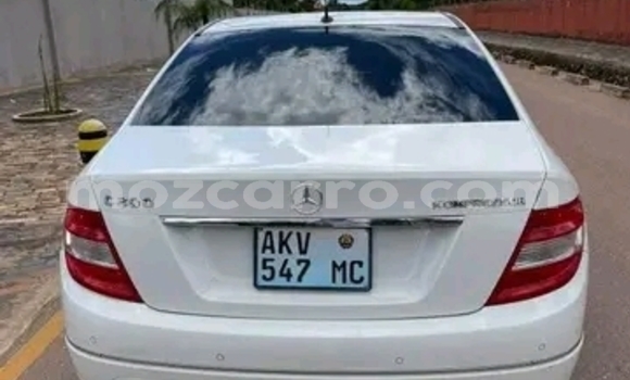 Tenga Itsva Mercedes-Benz C250 coupe Chena Mota in Maputo in Maputo Tenga Itsva Mercedes-Benz C250 coupe Chena Mota in Maputo in Maputo