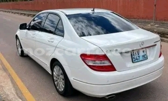 Tenga Itsva Mercedes-Benz C250 coupe Chena Mota in Maputo in Maputo Tenga Itsva Mercedes-Benz C250 coupe Chena Mota in Maputo in Maputo