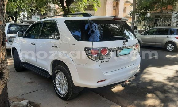 Comprar Usado Toyota Fortuner Branco Carro em Maputo em Maputo Comprar Usado Toyota Fortuner Branco Carro em Maputo em Maputo