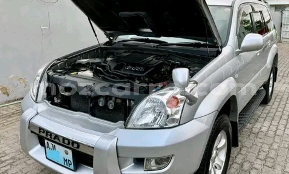 Tenga Tsaru Toyota Land Cruiser Prado Zvimwe Mota in Maputo in Maputo Tenga Tsaru Toyota Land Cruiser Prado Zvimwe Mota in Maputo in Maputo