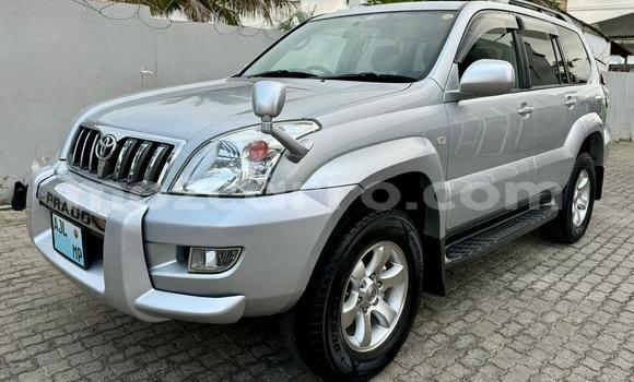 Comprar Usado Toyota Prado Prata Carro em Maputo em Maputo Comprar Usado Toyota Prado Prata Carro em Maputo em Maputo