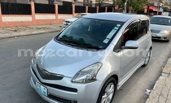 Comprar Usado Toyota Ractis Prata Carro em Maputo em Maputo Comprar Usado Toyota Ractis Prata Carro em Maputo em Maputo