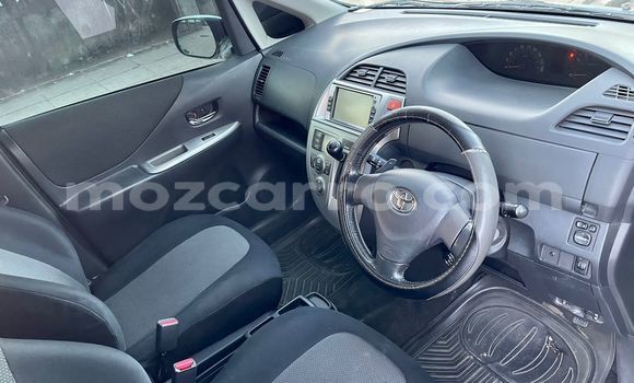Comprar Usado Toyota Ractis Prata Carro em Maputo em Maputo Comprar Usado Toyota Ractis Prata Carro em Maputo em Maputo