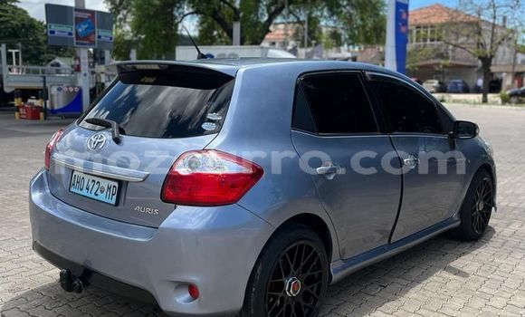Comprar Usado Toyota Auris Azul Carro em Maputo em Maputo Comprar Usado Toyota Auris Azul Carro em Maputo em Maputo