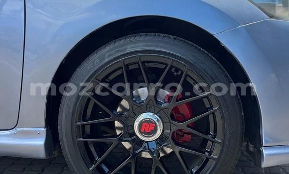 Comprar Usado Toyota Auris Azul Carro em Maputo em Maputo Comprar Usado Toyota Auris Azul Carro em Maputo em Maputo