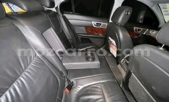 Tenga Tsaru Jaguar XF Nhema Mota in Maputo in Maputo Tenga Tsaru Jaguar XF Nhema Mota in Maputo in Maputo