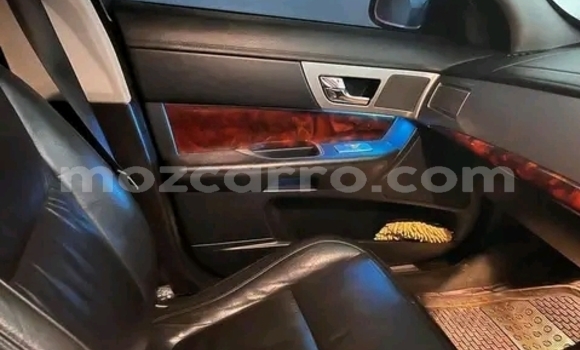 Tenga Tsaru Jaguar XF Nhema Mota in Maputo in Maputo Tenga Tsaru Jaguar XF Nhema Mota in Maputo in Maputo