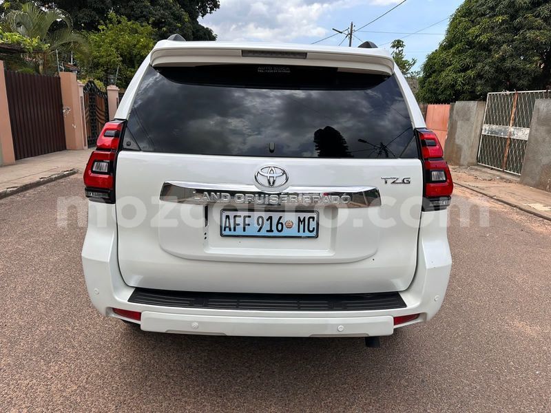 Big with watermark toyota prado maputo maputo 18715