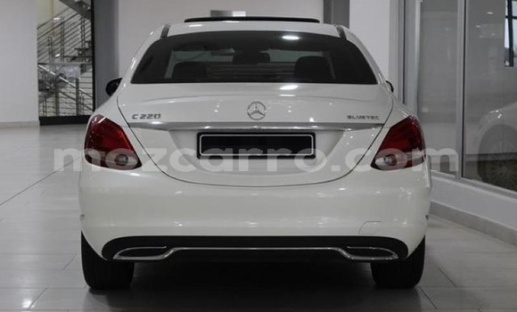 Tenga Tsaru Mercedes‒Benz C-Class Chena Mota in Mabalane in Gaza Tenga Tsaru Mercedes‒Benz C-Class Chena Mota in Mabalane in Gaza