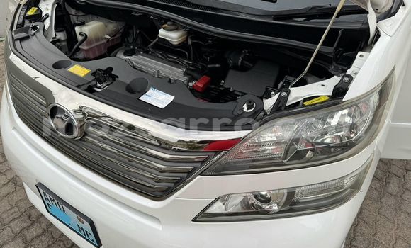 Tenga Tsaru Toyota Vellfire Chena Mota in Maputo in Maputo Tenga Tsaru Toyota Vellfire Chena Mota in Maputo in Maputo