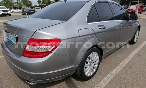 Tenga Tsaru Mercedes-Benz C250 coupe Zvimwe Mota in Maputo in Maputo Tenga Tsaru Mercedes-Benz C250 coupe Zvimwe Mota in Maputo in Maputo