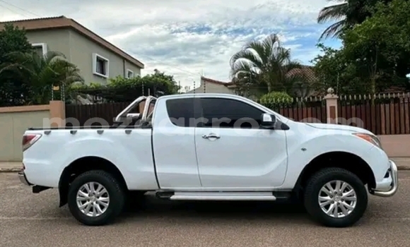 Buy Used Mazda BT-50 White Car in Maputo in Maputo Buy Used Mazda BT-50 White Car in Maputo in Maputo