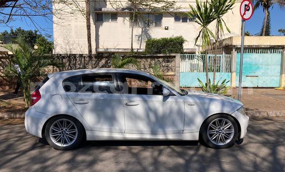 Buy Used BMW 1-Series White Car in Maputo in Maputo
