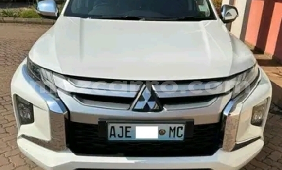 Nunua Ilio tumika Mitsubishi Triton Nyeupe Gari ndani ya Maputo nchini Maputo Nunua Ilio tumika Mitsubishi Triton Nyeupe Gari ndani ya Maputo nchini Maputo
