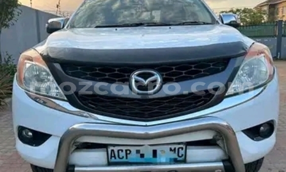 Tenga Tsaru Mazda BT-50 Chena Mota in Maputo in Maputo Tenga Tsaru Mazda BT-50 Chena Mota in Maputo in Maputo