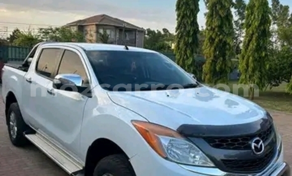 Tenga Tsaru Mazda BT-50 Chena Mota in Maputo in Maputo Tenga Tsaru Mazda BT-50 Chena Mota in Maputo in Maputo