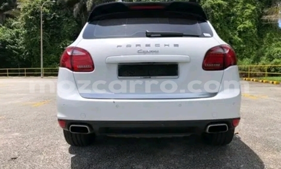 Nunua Mpya Porsche Cayenne Nyeupe Gari ndani ya Maputo nchini Maputo Nunua Mpya Porsche Cayenne Nyeupe Gari ndani ya Maputo nchini Maputo
