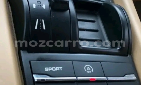 Nunua Mpya Porsche Cayenne Nyeupe Gari ndani ya Maputo nchini Maputo Nunua Mpya Porsche Cayenne Nyeupe Gari ndani ya Maputo nchini Maputo