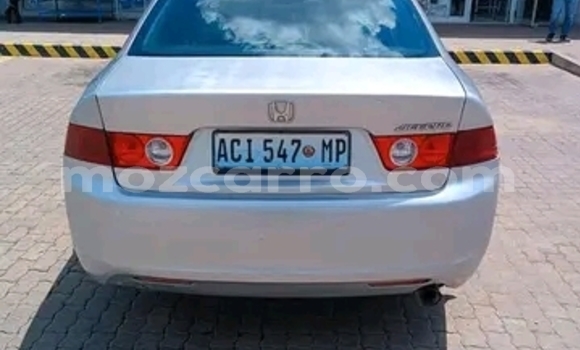 Tenga Tsaru Honda Accord Zvimwe Mota in Maputo in Maputo Tenga Tsaru Honda Accord Zvimwe Mota in Maputo in Maputo