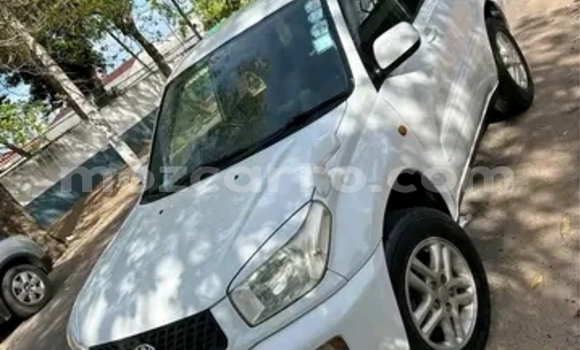 Comprar Usado Toyota RAV4 Branco Carro em Maputo em Maputo Comprar Usado Toyota RAV4 Branco Carro em Maputo em Maputo