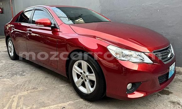 Nunua Ilio tumika Toyota Mark X Nyekundu Gari ndani ya Maputo nchini Maputo