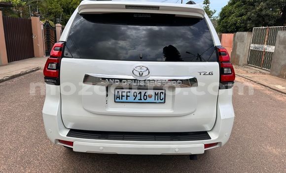 Buy Used Toyota Prado White Car in Maputo in Maputo Buy Used Toyota Prado White Car in Maputo in Maputo