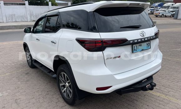 Buy Used Toyota Fortuner White Car in Maputo in Maputo Buy Used Toyota Fortuner White Car in Maputo in Maputo