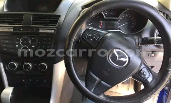 Nunua Ilio tumika Mazda BT-50 Bluu Gari ndani ya Maputo nchini Maputo Nunua Ilio tumika Mazda BT-50 Bluu Gari ndani ya Maputo nchini Maputo