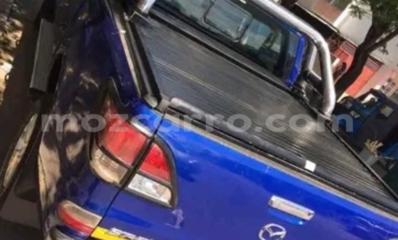 Nunua Ilio tumika Mazda BT-50 Bluu Gari ndani ya Maputo nchini Maputo Nunua Ilio tumika Mazda BT-50 Bluu Gari ndani ya Maputo nchini Maputo