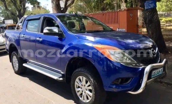 Nunua Ilio tumika Mazda BT-50 Bluu Gari ndani ya Maputo nchini Maputo Nunua Ilio tumika Mazda BT-50 Bluu Gari ndani ya Maputo nchini Maputo