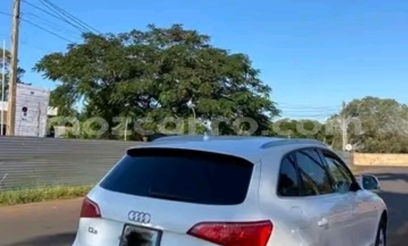 Nunua Ilio tumika Audi Q5 Nyeupe Gari ndani ya Maputo nchini Maputo Nunua Ilio tumika Audi Q5 Nyeupe Gari ndani ya Maputo nchini Maputo