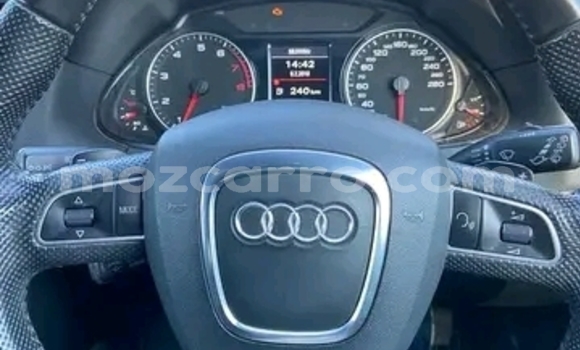 Nunua Ilio tumika Audi Q5 Nyeupe Gari ndani ya Maputo nchini Maputo Nunua Ilio tumika Audi Q5 Nyeupe Gari ndani ya Maputo nchini Maputo