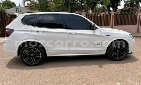 Nunua Ilio tumika BMW X3 Nyeupe Gari ndani ya Maputo nchini Maputo Nunua Ilio tumika BMW X3 Nyeupe Gari ndani ya Maputo nchini Maputo
