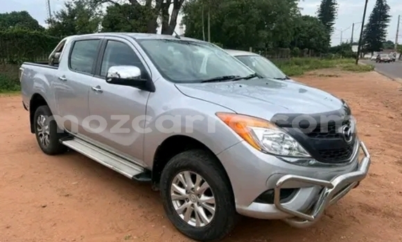 Comprar Usado Mazda BT-50 De outros Carro em Maputo em Maputo Comprar Usado Mazda BT-50 De outros Carro em Maputo em Maputo