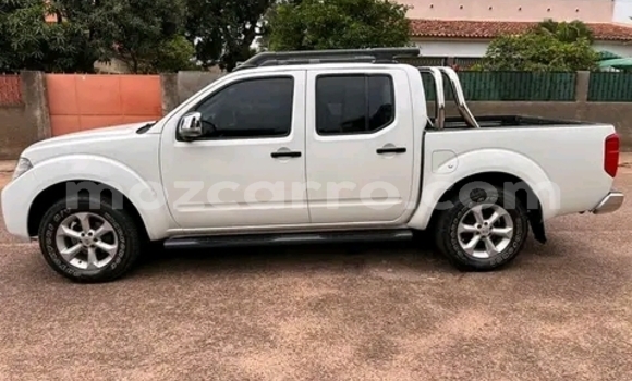 Comprar Usado Nissan Navara Branco Carro em Maputo em Maputo Comprar Usado Nissan Navara Branco Carro em Maputo em Maputo