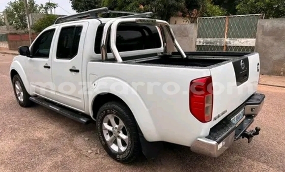 Comprar Usado Nissan Navara Branco Carro em Maputo em Maputo Comprar Usado Nissan Navara Branco Carro em Maputo em Maputo