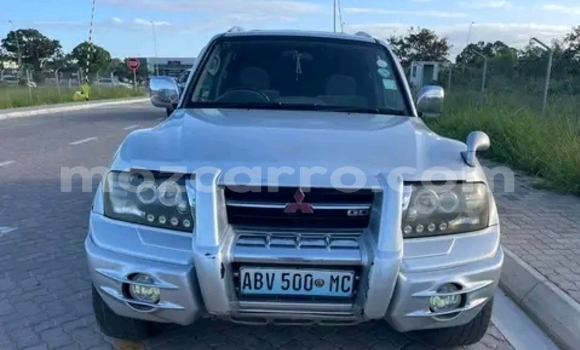 Nunua Ilio tumika Mitsubishi Pajero Nyingine Gari ndani ya Maputo nchini Maputo Nunua Ilio tumika Mitsubishi Pajero Nyingine Gari ndani ya Maputo nchini Maputo