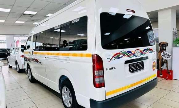 Comprar Usado Toyota Hiace Branco Carro em Maputo em Maputo Comprar Usado Toyota Hiace Branco Carro em Maputo em Maputo