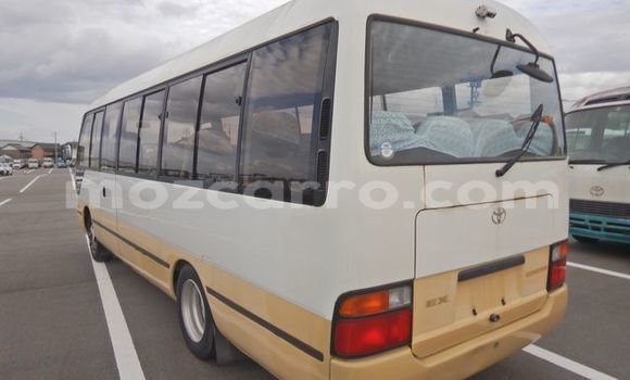 Tenga Tsaru Toyota Coaster Zvimwe Mota in Maputo in Maputo Tenga Tsaru Toyota Coaster Zvimwe Mota in Maputo in Maputo