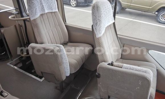 Tenga Tsaru Toyota Coaster Zvimwe Mota in Maputo in Maputo Tenga Tsaru Toyota Coaster Zvimwe Mota in Maputo in Maputo