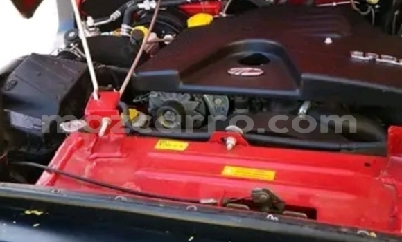 Nunua Ilio tumika Mahindra Thar Nyekundu Gari ndani ya Maputo nchini Maputo Nunua Ilio tumika Mahindra Thar Nyekundu Gari ndani ya Maputo nchini Maputo