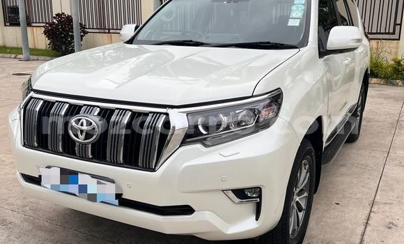 Buy Used Toyota Prado White Car in Maputo in Maputo Buy Used Toyota Prado White Car in Maputo in Maputo