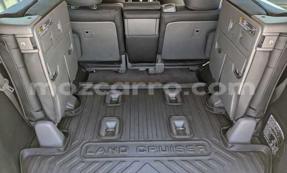 Comprar Usado Toyota Land Cruiser Branco Carro em Maputo em Maputo Comprar Usado Toyota Land Cruiser Branco Carro em Maputo em Maputo
