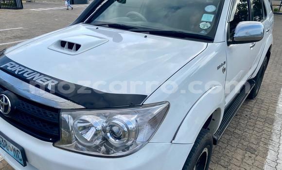 Comprar Usado Toyota Fortuner Branco Carro em Maputo em Maputo Comprar Usado Toyota Fortuner Branco Carro em Maputo em Maputo