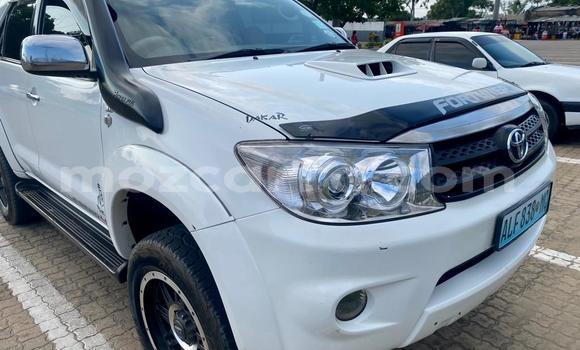 Comprar Usado Toyota Fortuner Branco Carro em Maputo em Maputo Comprar Usado Toyota Fortuner Branco Carro em Maputo em Maputo